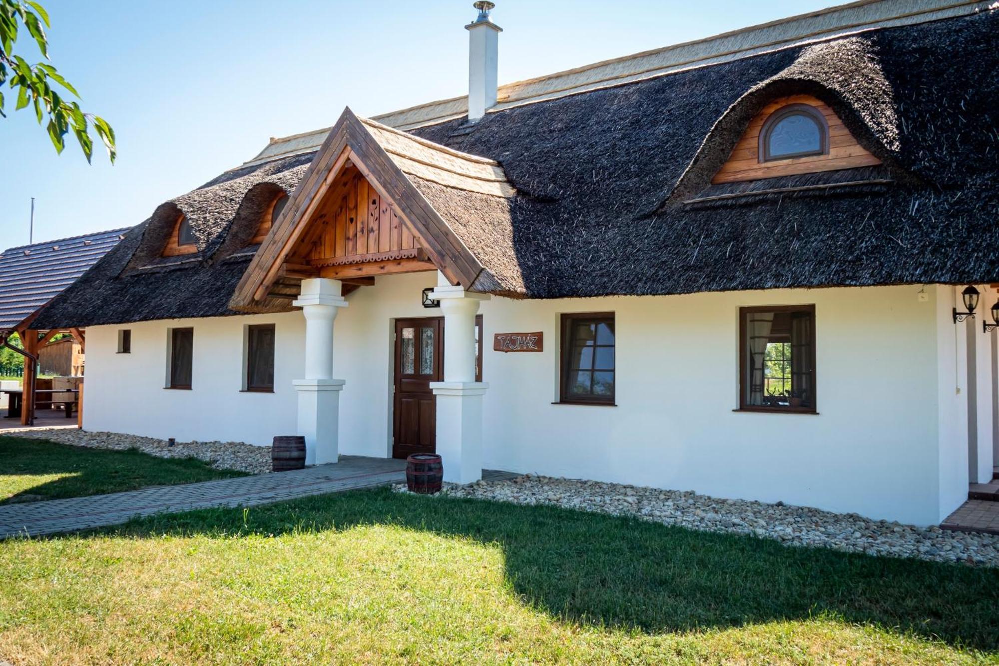Csodaszarvas Vendeghazak Rabahidveg Exterior foto